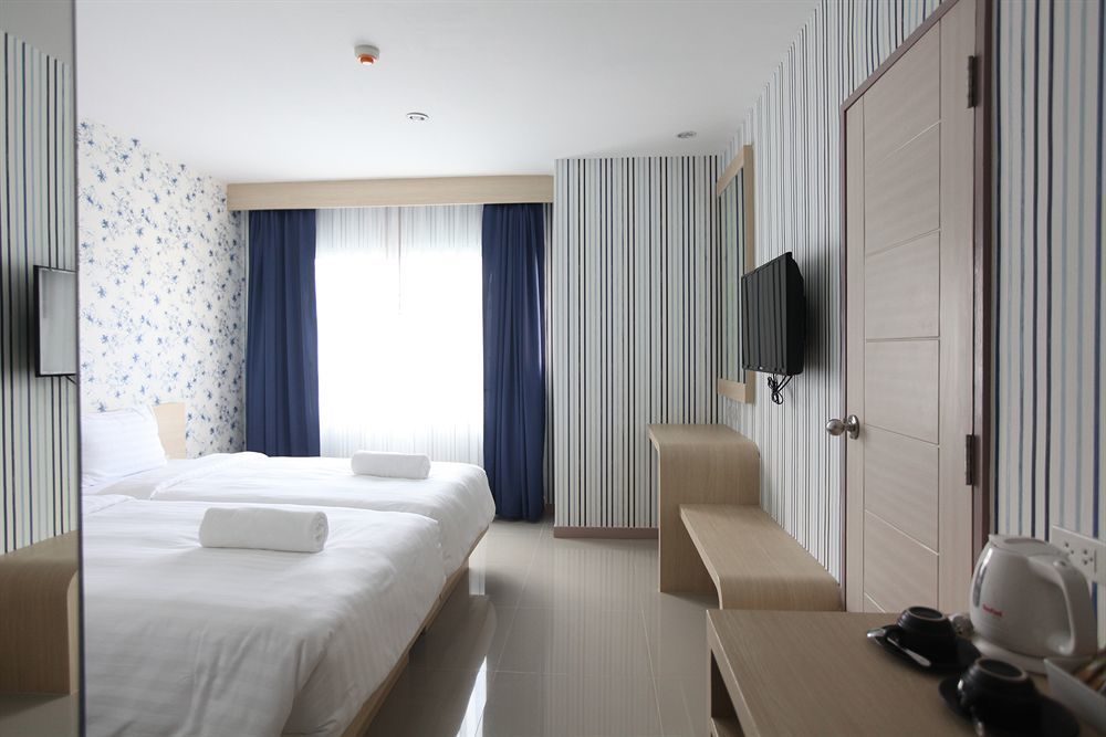 Ocean And Ole Patong Hotel Dış mekan fotoğraf