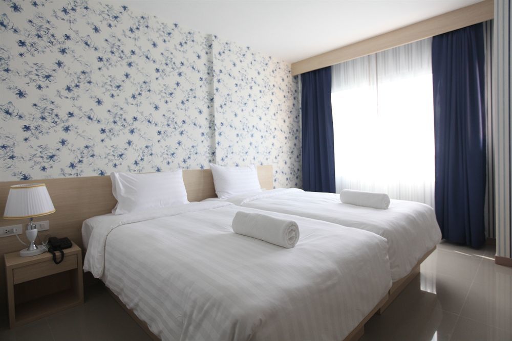 Ocean And Ole Patong Hotel Dış mekan fotoğraf