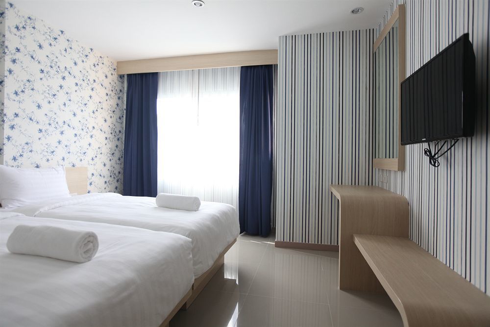 Ocean And Ole Patong Hotel Dış mekan fotoğraf