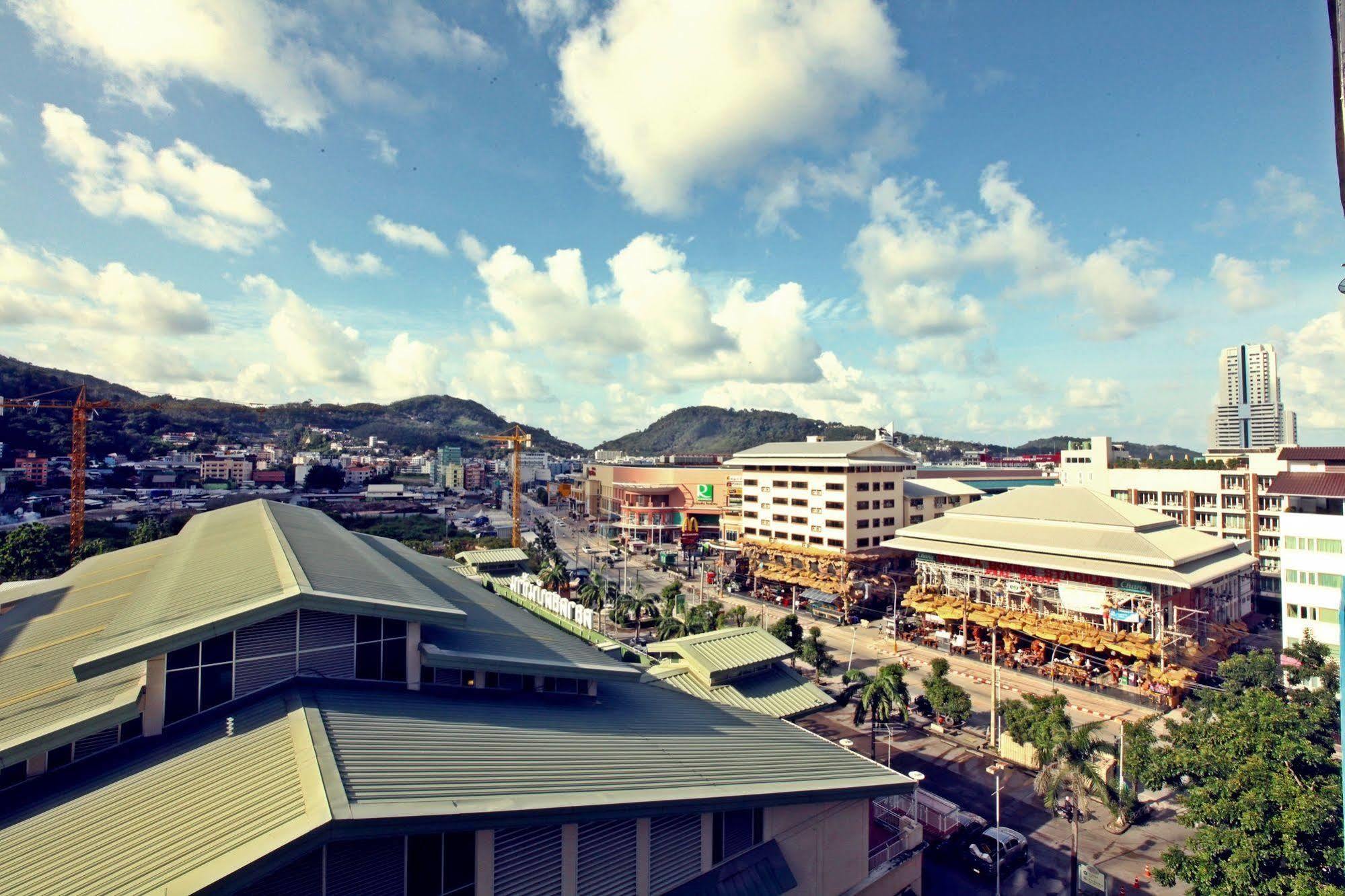 Ocean And Ole Patong Hotel Dış mekan fotoğraf